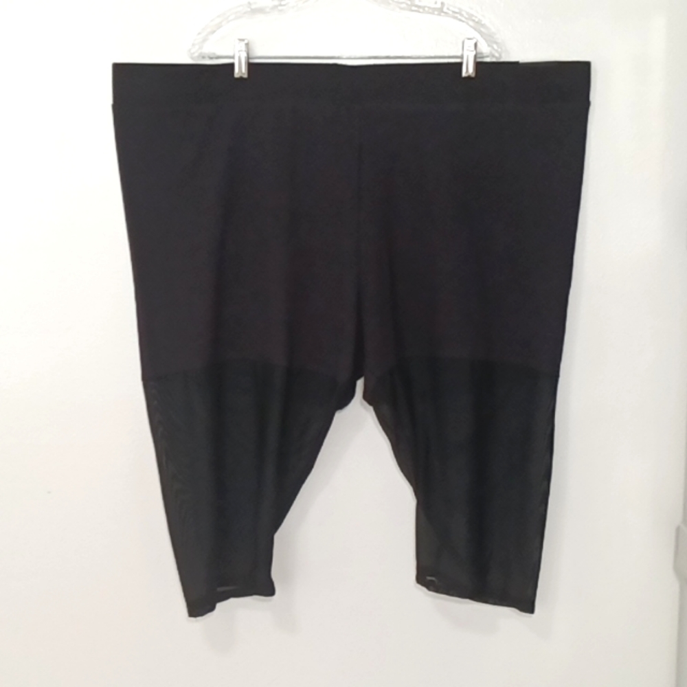 Torrid Black Mesh Pedal Pusher Legging 6X